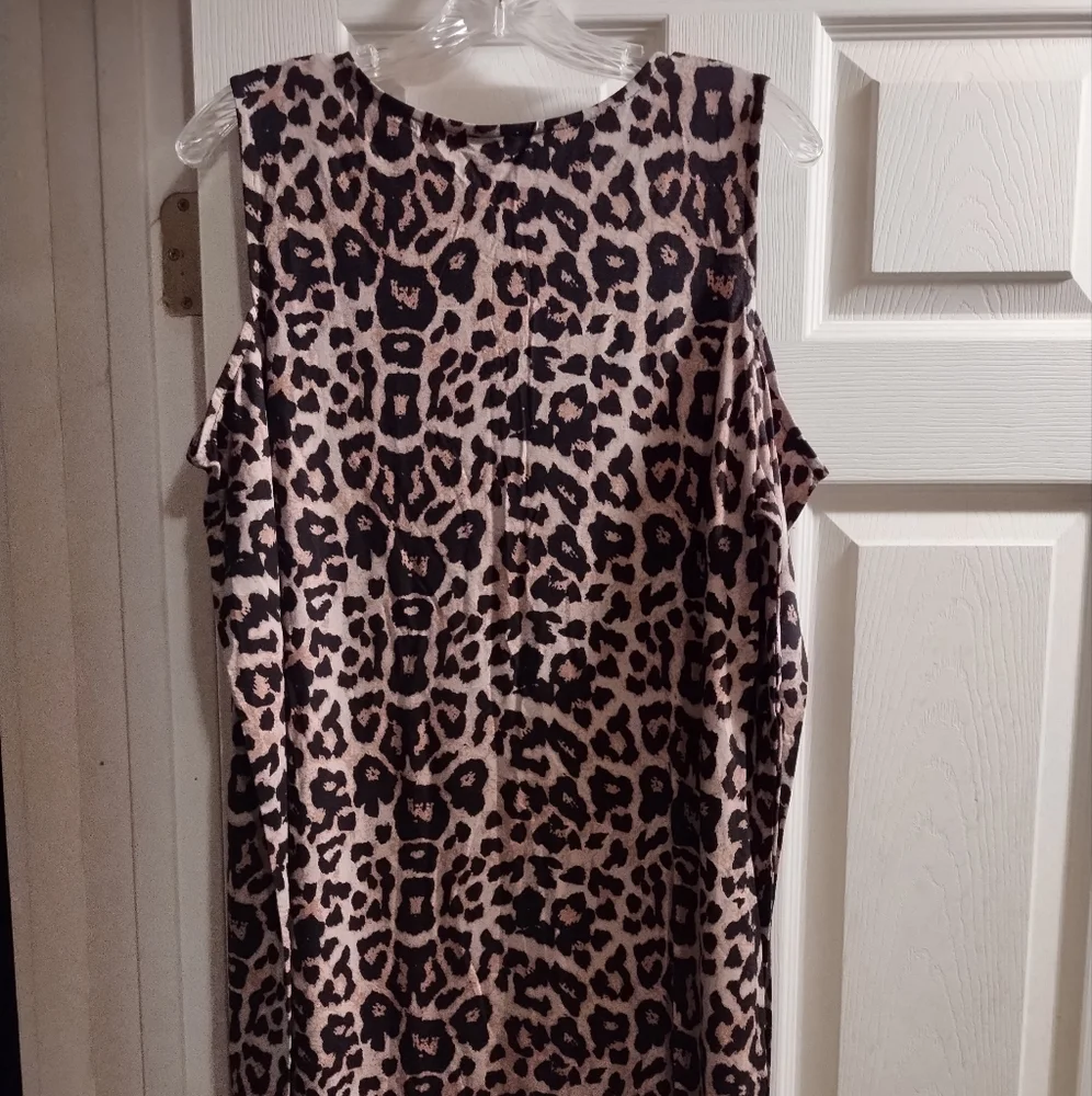 NWOT Venus dress